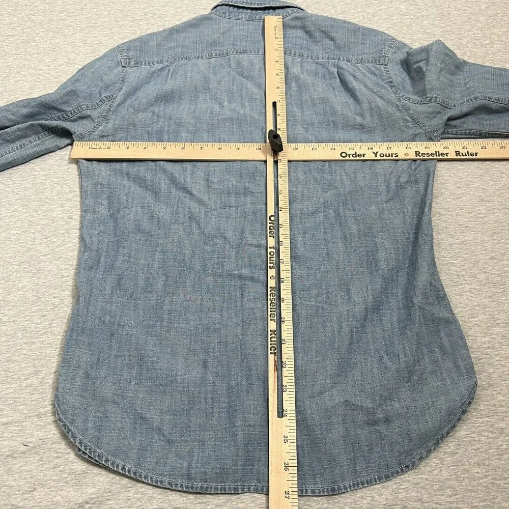 J Crew Shirt Womens Extra Small Blue Light Wash Chambray Denim Button Faded Jean